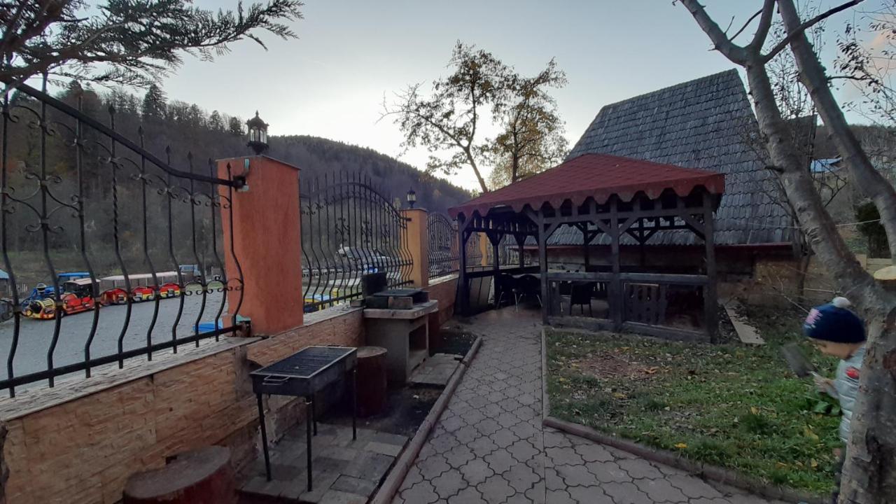 Pensiunea Lucy Sinaia Exterior photo